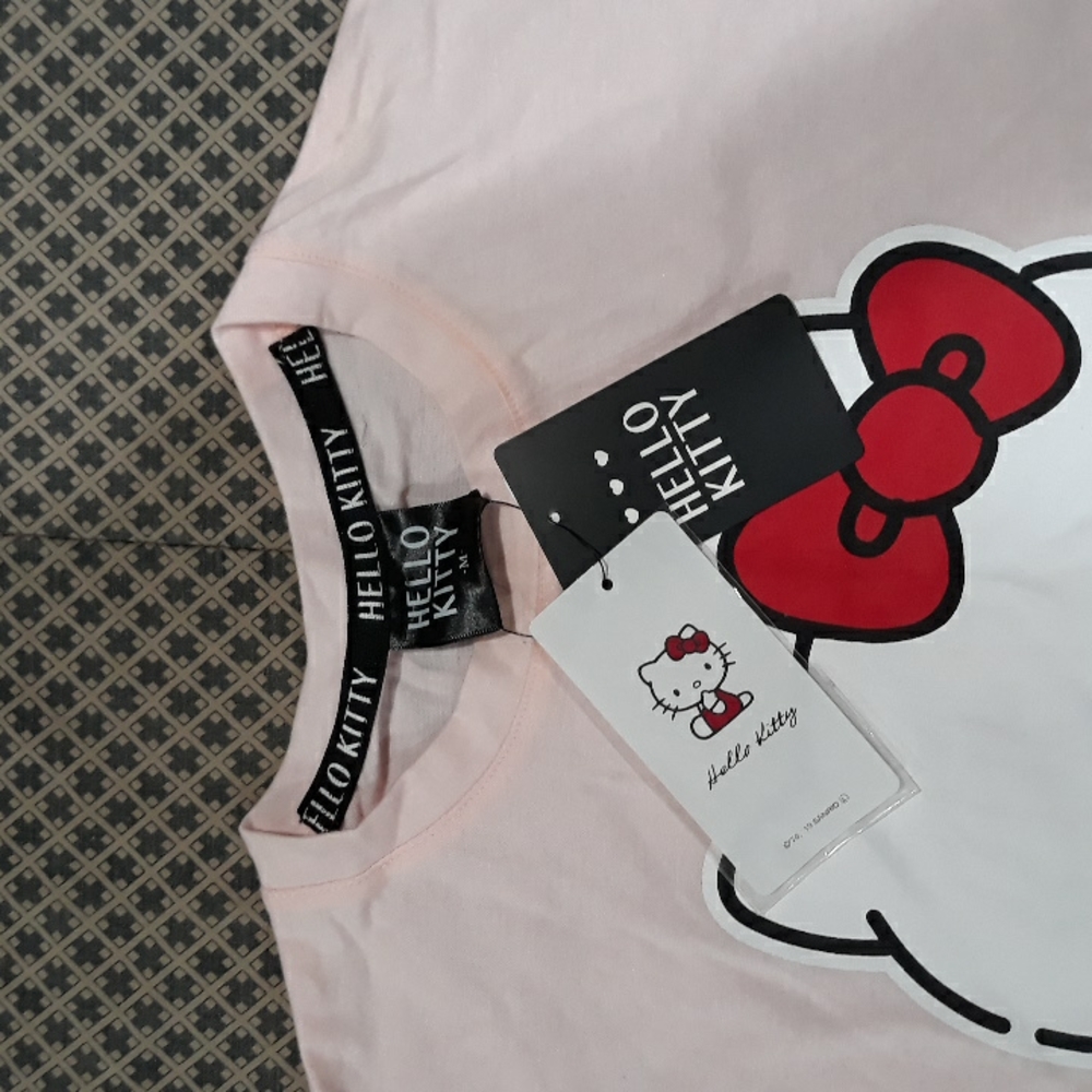 ⚫️Authentic Hello Kitty - Picture 5 of 8